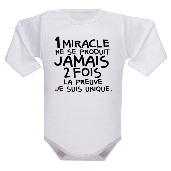 Un vêtement de naissance original comme bébé !