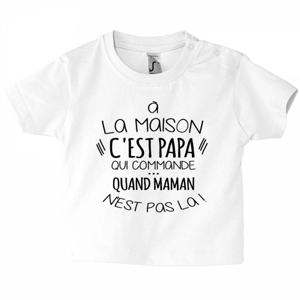 T-shirt pour bébé à la maison c'est maman le chef