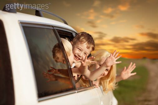 voyage-en-voiture-bébé